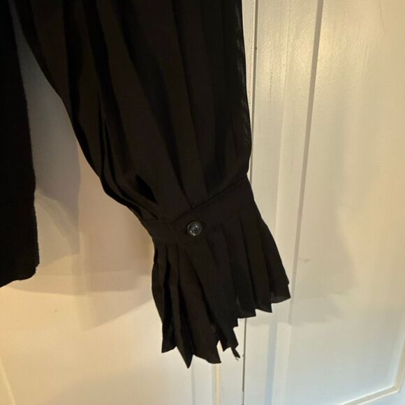 Lauren Ralph Lauren black elegant georgette sleeve sweater top small - Picture 5 of 9